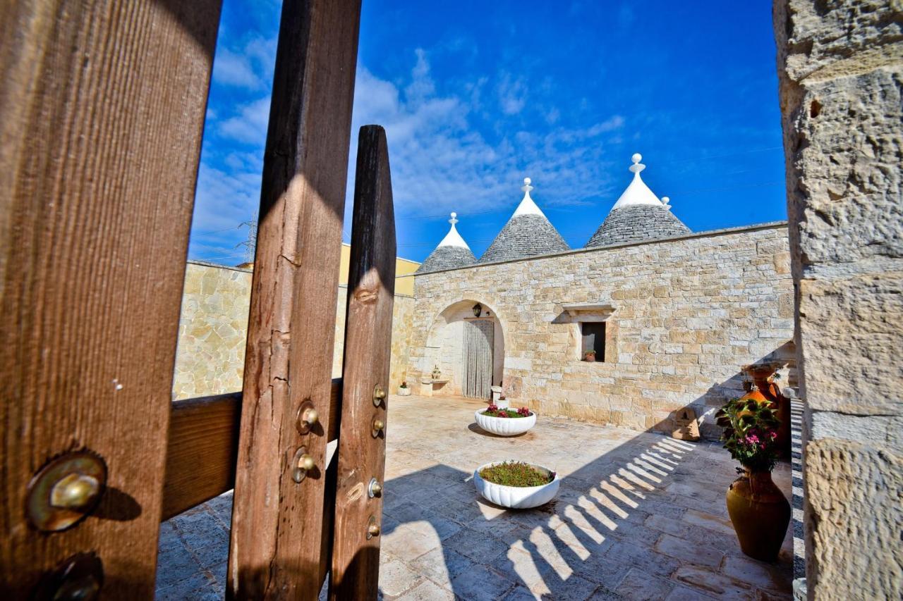 הוילה מרטינה פרנקה I Cinque Trulli With Swimming Pool מראה חיצוני תמונה