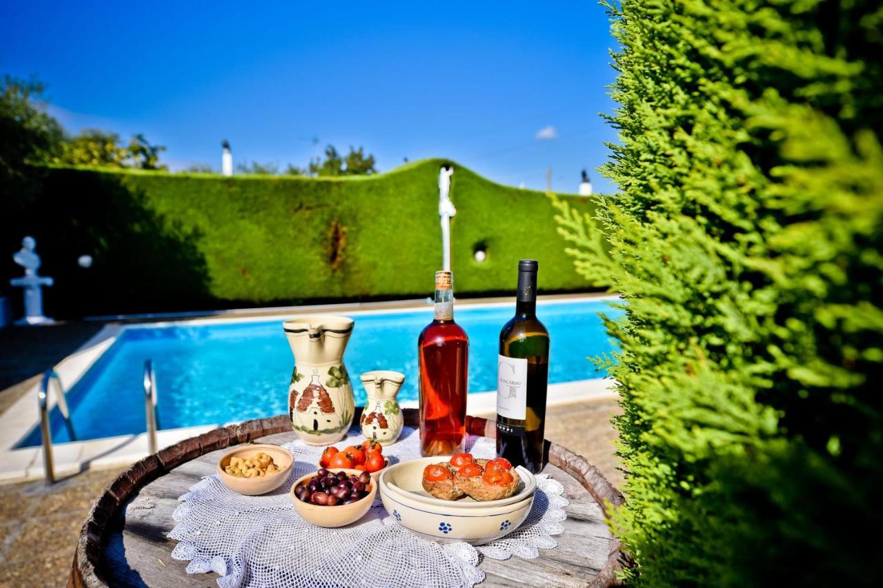 הוילה מרטינה פרנקה I Cinque Trulli With Swimming Pool מראה חיצוני תמונה