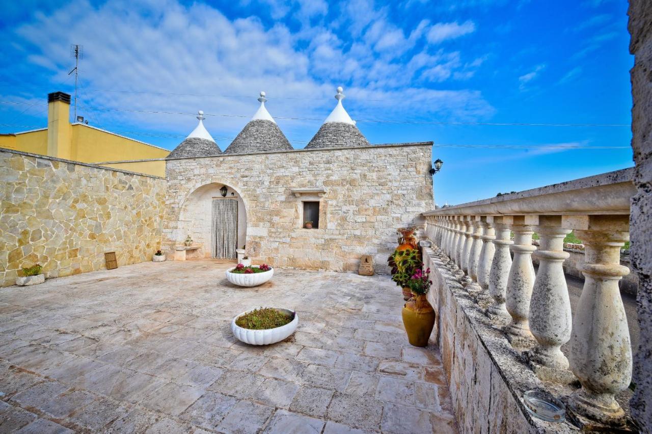 הוילה מרטינה פרנקה I Cinque Trulli With Swimming Pool מראה חיצוני תמונה