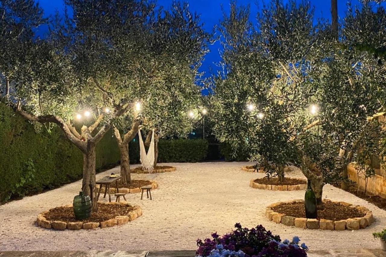 הוילה מרטינה פרנקה I Cinque Trulli With Swimming Pool מראה חיצוני תמונה