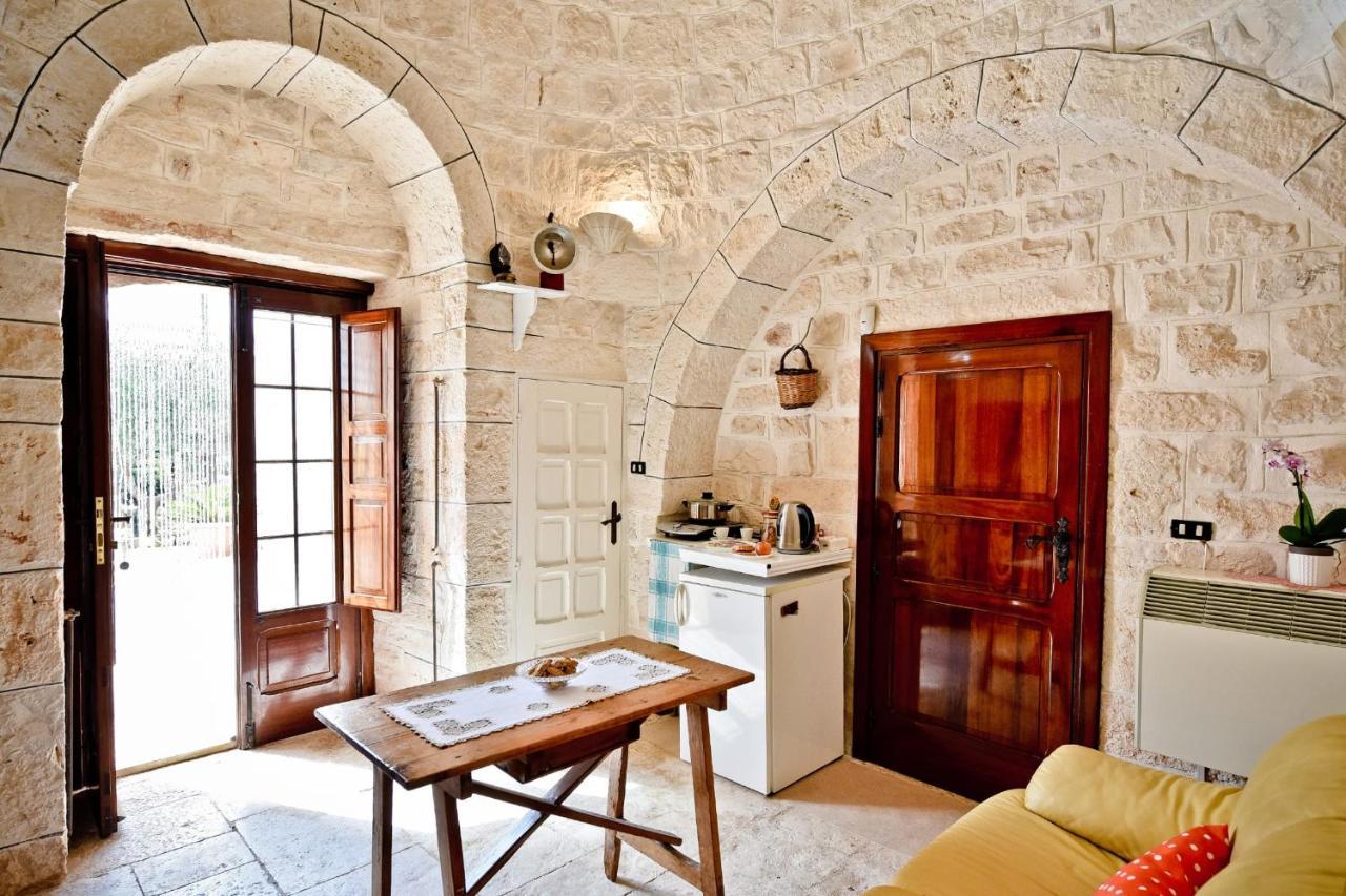 הוילה מרטינה פרנקה I Cinque Trulli With Swimming Pool מראה חיצוני תמונה