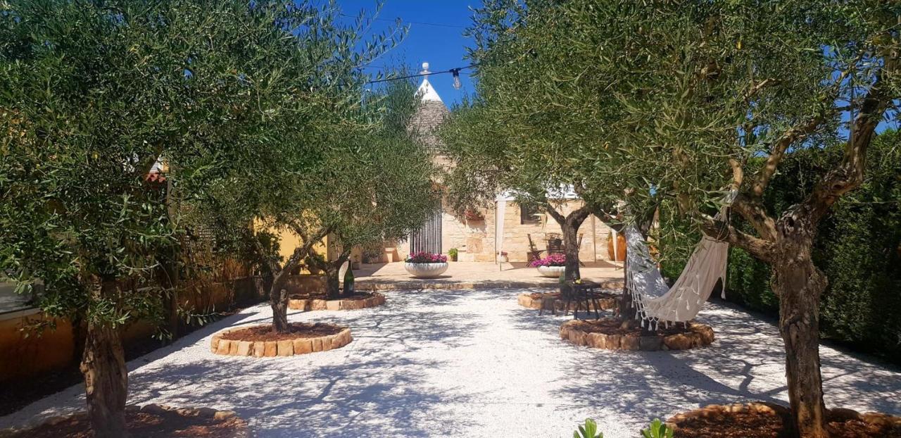 הוילה מרטינה פרנקה I Cinque Trulli With Swimming Pool מראה חיצוני תמונה